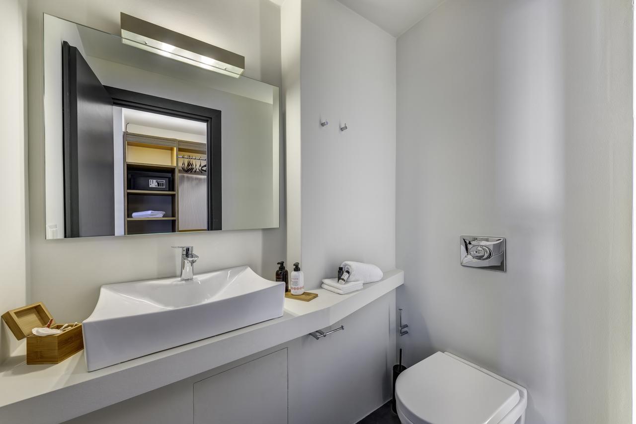 Naves Suites エルムポリ エクステリア 写真