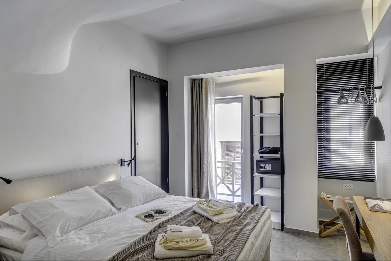Naves Suites エルムポリ エクステリア 写真